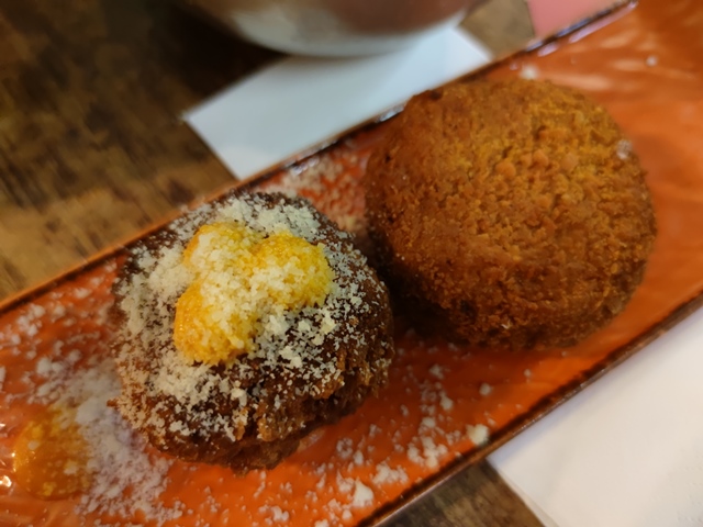 L’Elementare - suppli' Bucatino all'amatriciana e Tonnarello cacio e pepe