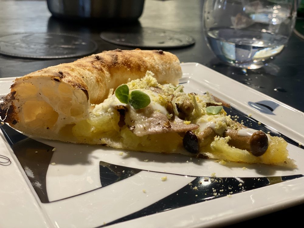 Pizzeria Da Lioniello - Pizza L’Anatra nel bosco