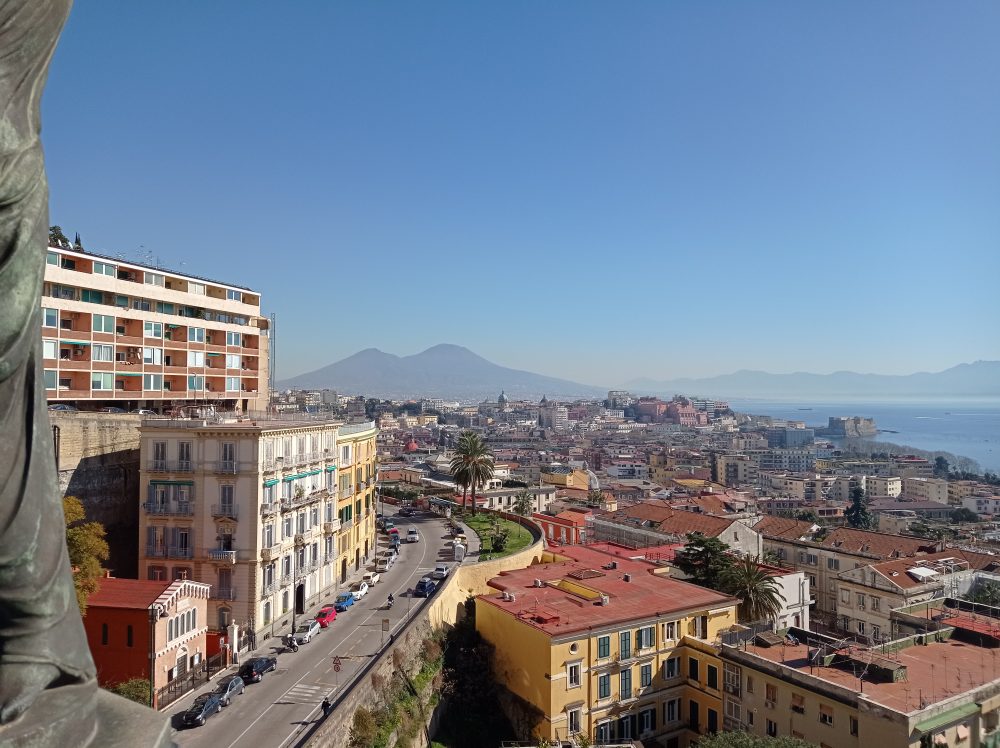 Veduta panoramica dalla terrazza del Grand Hotel Parker's di Napoli