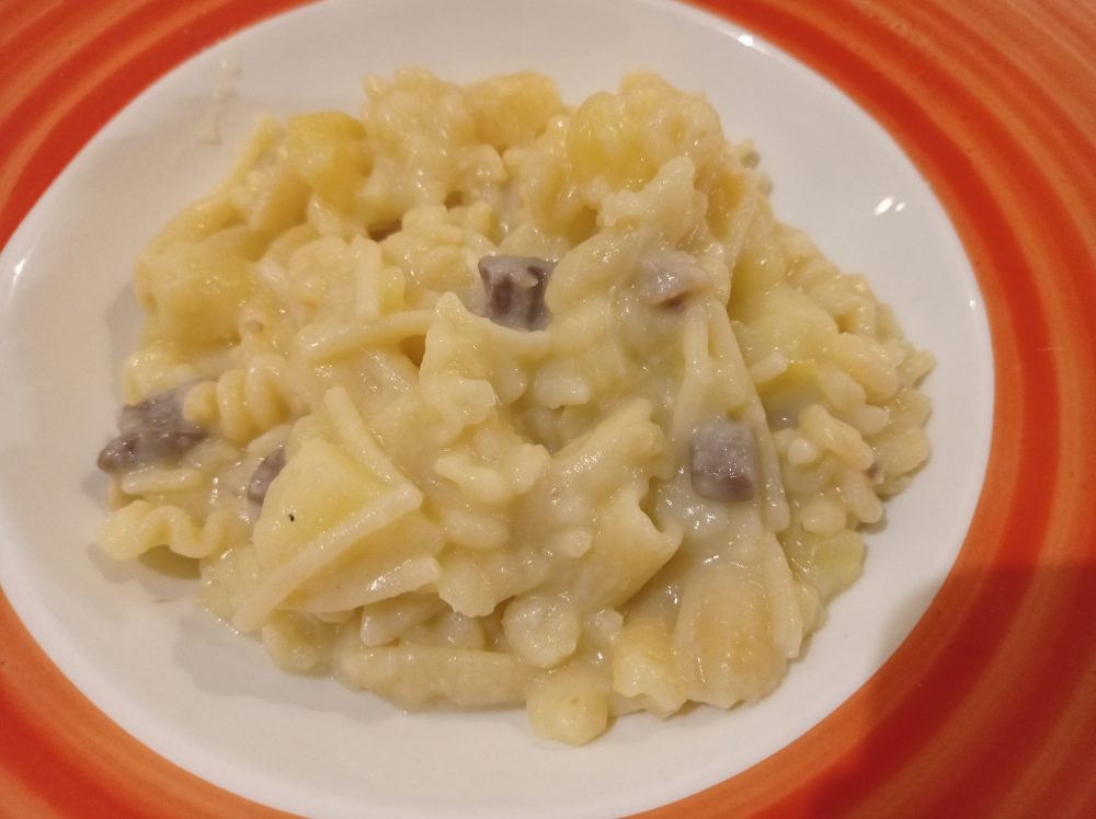 VicoRua pasta, patate e provola