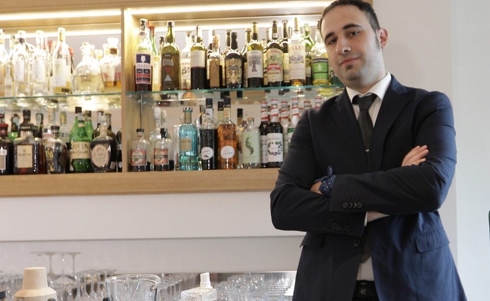 Alessio Ciucci, bartender del Borgo La Chiaracia Resort and SPA, di Castel Giorgio Terni 