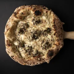 Assoluto di carciofi di Giacomo Garau Pizzeria Olio & Basilico