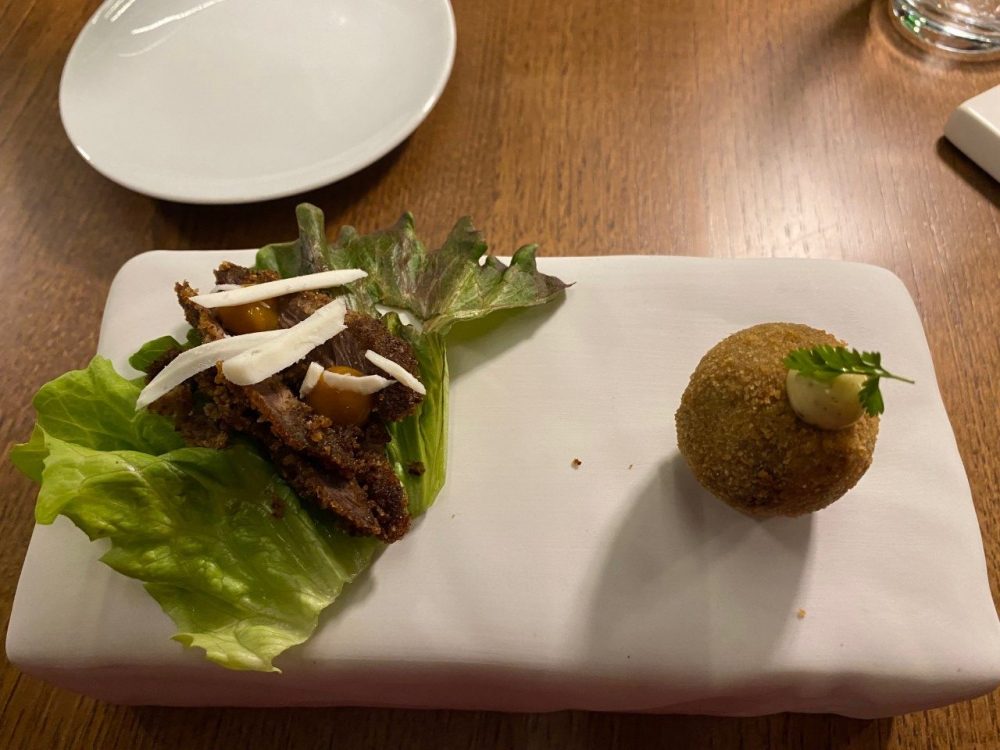 Capra, capretto e capettrone- bon bon di capra e cotoletta di lombatina