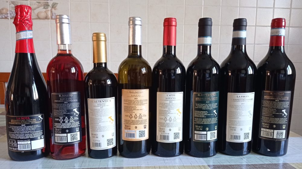 Controetichette vini Cantine del Notaio