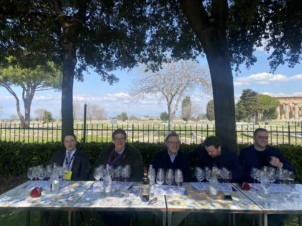 Degustazione condotta da Luca Gardini, Luciano Pignataro e Luciano Ferraro al Paestum Wine Fest