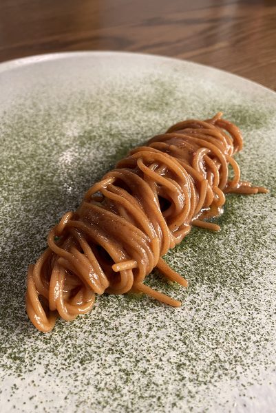 Spaghettino, rosa canina e polvere di aglio selvatico - Sara Scarsella