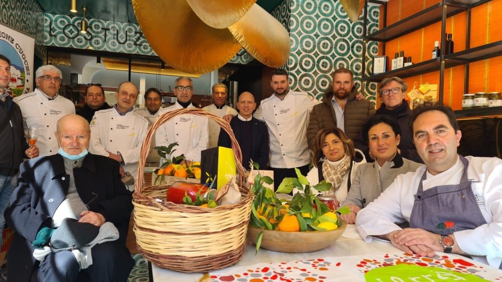 Slow Food e associazione cuochi - Ristorante Lo Stuzzichino Sant'Agata sui Due Golfi