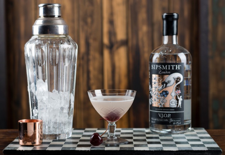 drink Aviation con Sipsmith Gin