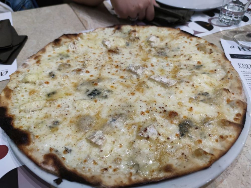 A Rota Pizzeria Romanesca - la Quattro Formaggi