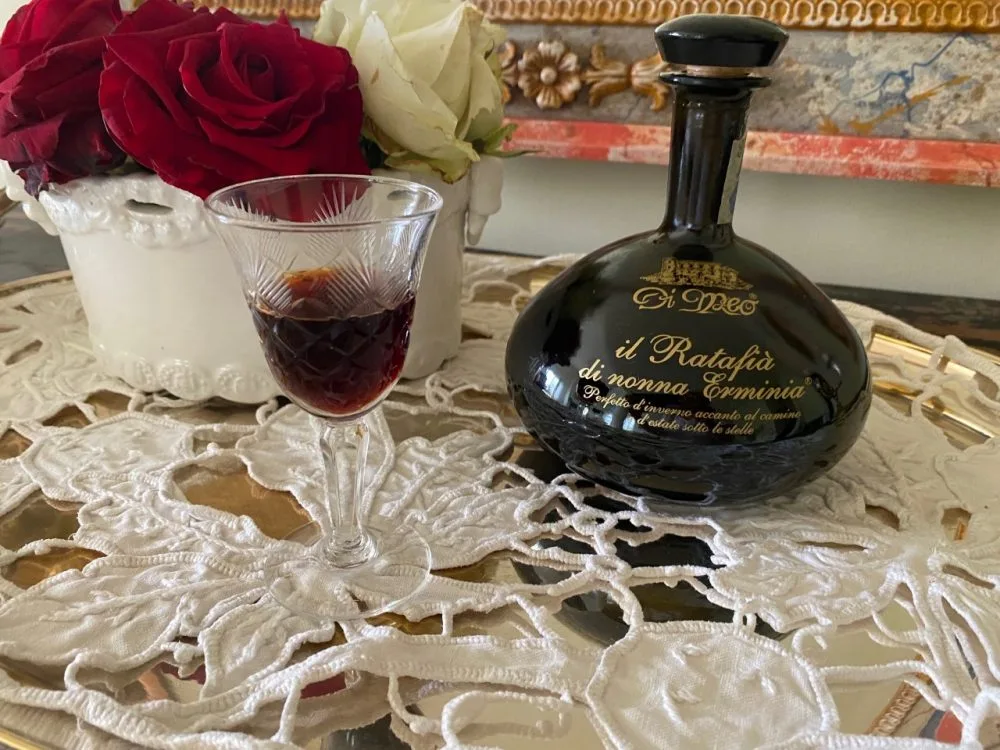 Il bicchierino- Ratafia' Di Meo