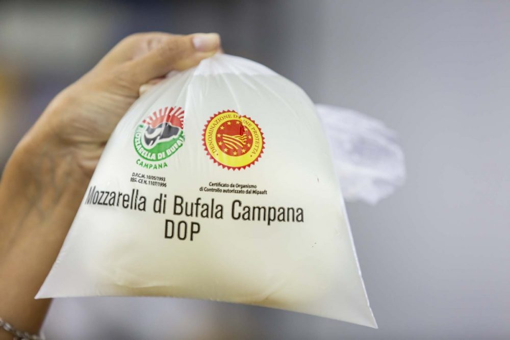 Mozzarella di Bufala Campana Dop