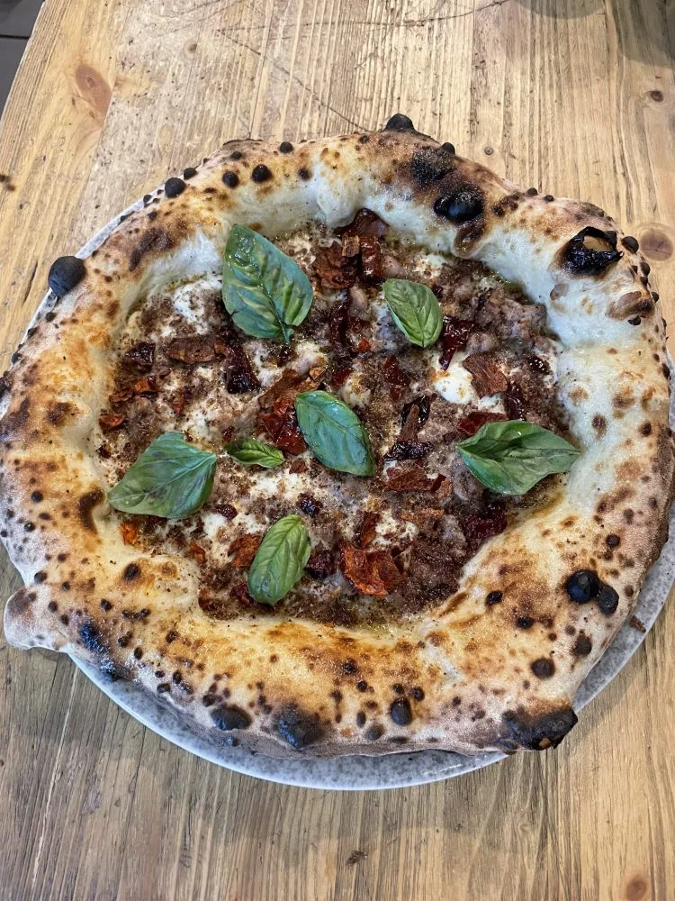 Nero Crusco di Antonio Tancredi Pizzeria Diametro 3