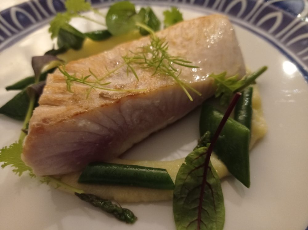 Palazzo Gentilcore Pesce Castagna con purea di patate e verdurine