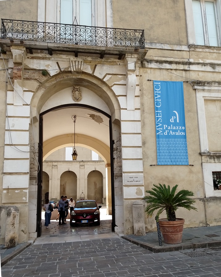 Palazzo D'Avalos