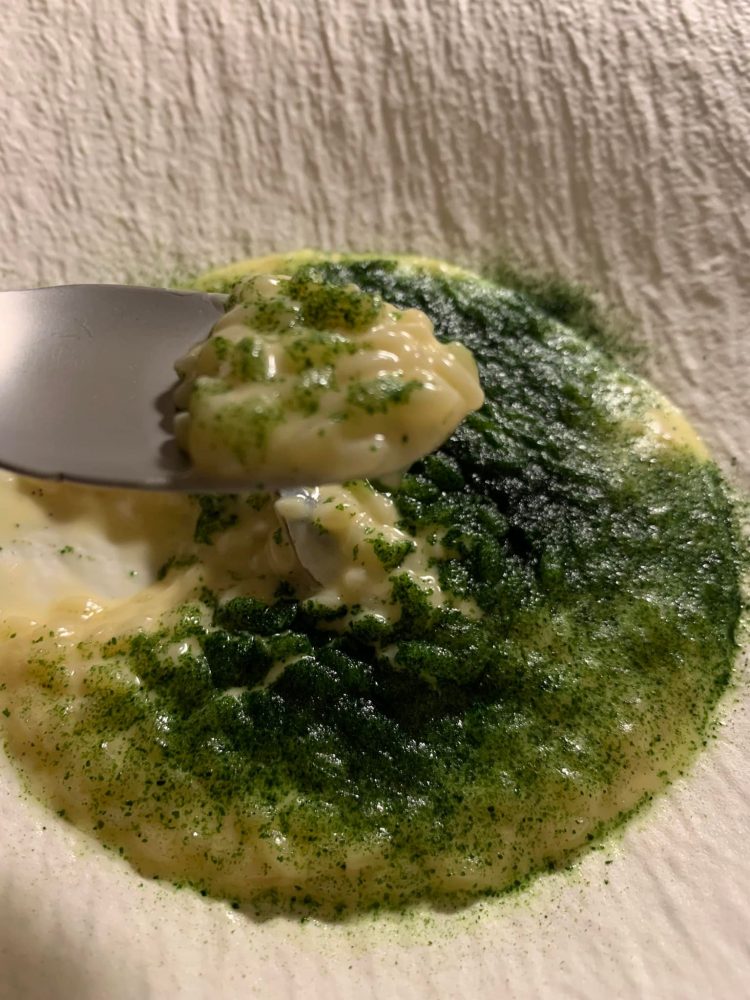 Ristorante Volta del Fuenti, il risotto napoletano con alghe alici e bergamotto