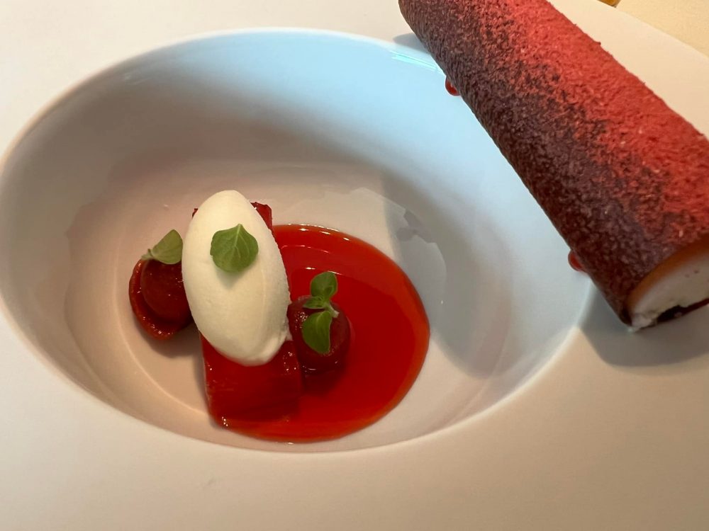 Andrea Aprea - Fragola al Maraschino - Mascarpone, Nepetella