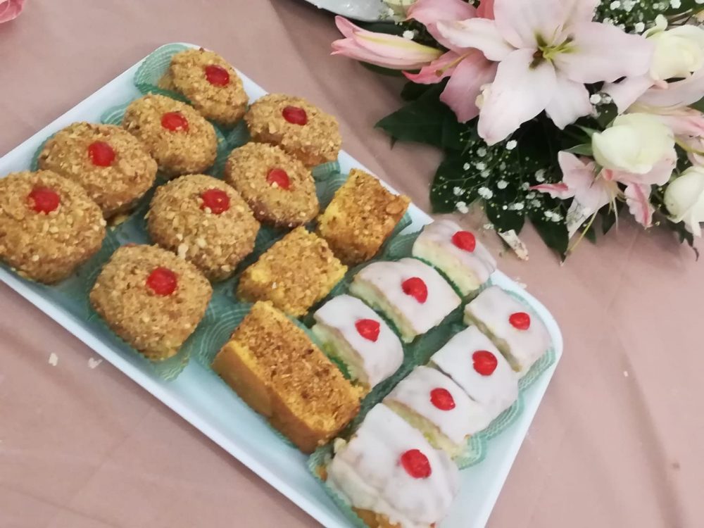 Cartoccio- mastacciuoli e paste di mandorle