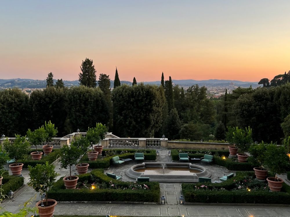 Il Salviatino - giardino con vista su Firenze