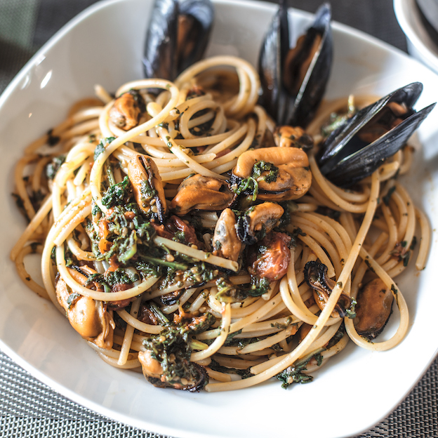 Pasta fagioli e cozze- spaghetti con i teneruni ph Michelangelo Mascellaro