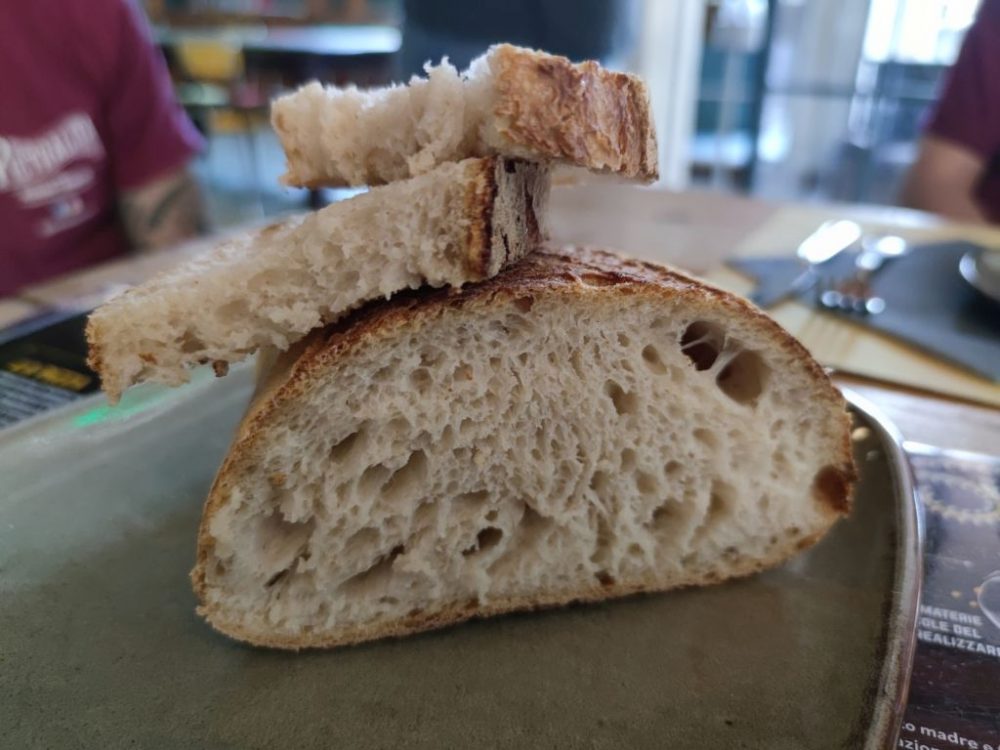 Pietralata-Pizzeria di Quartiere - il pane bianco di Enrico Varani