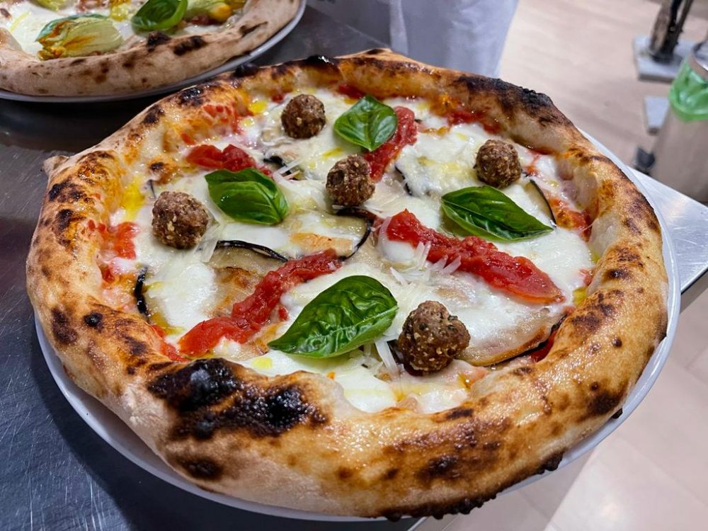 Pizzeria Regina Margherita - pizza parmigiana
