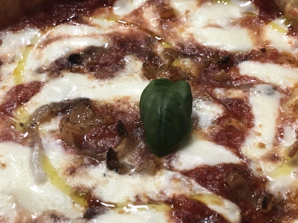 Pizzeria Regina Margherita - rossa con pancetta