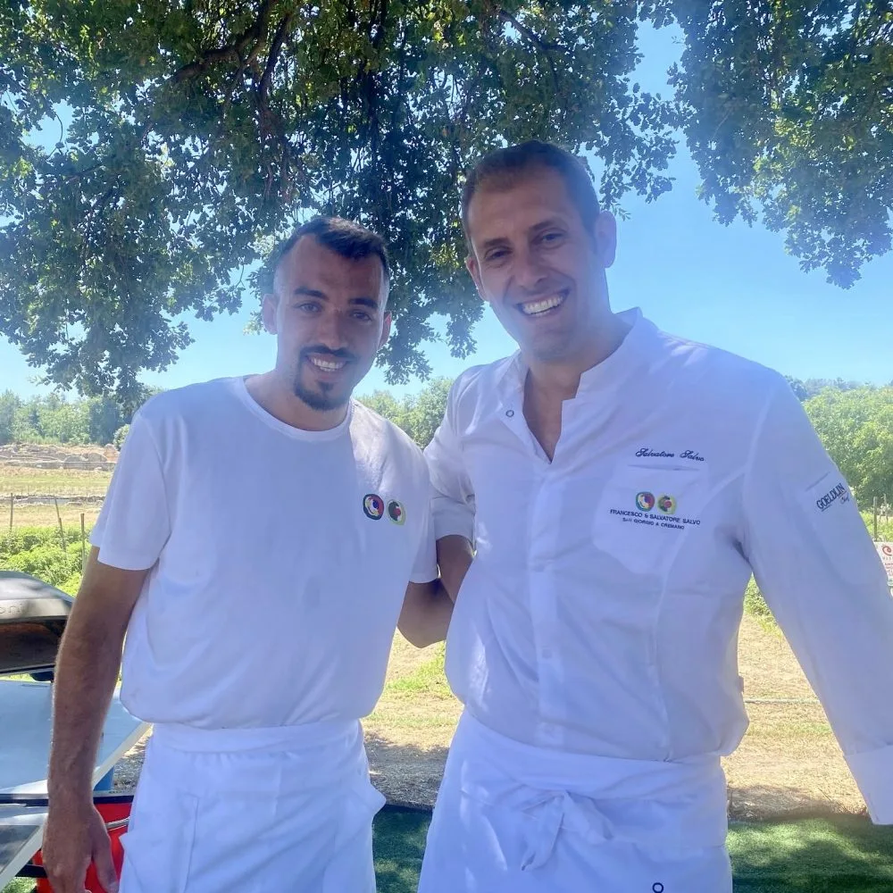 Salvatore Salvo e collaboratore