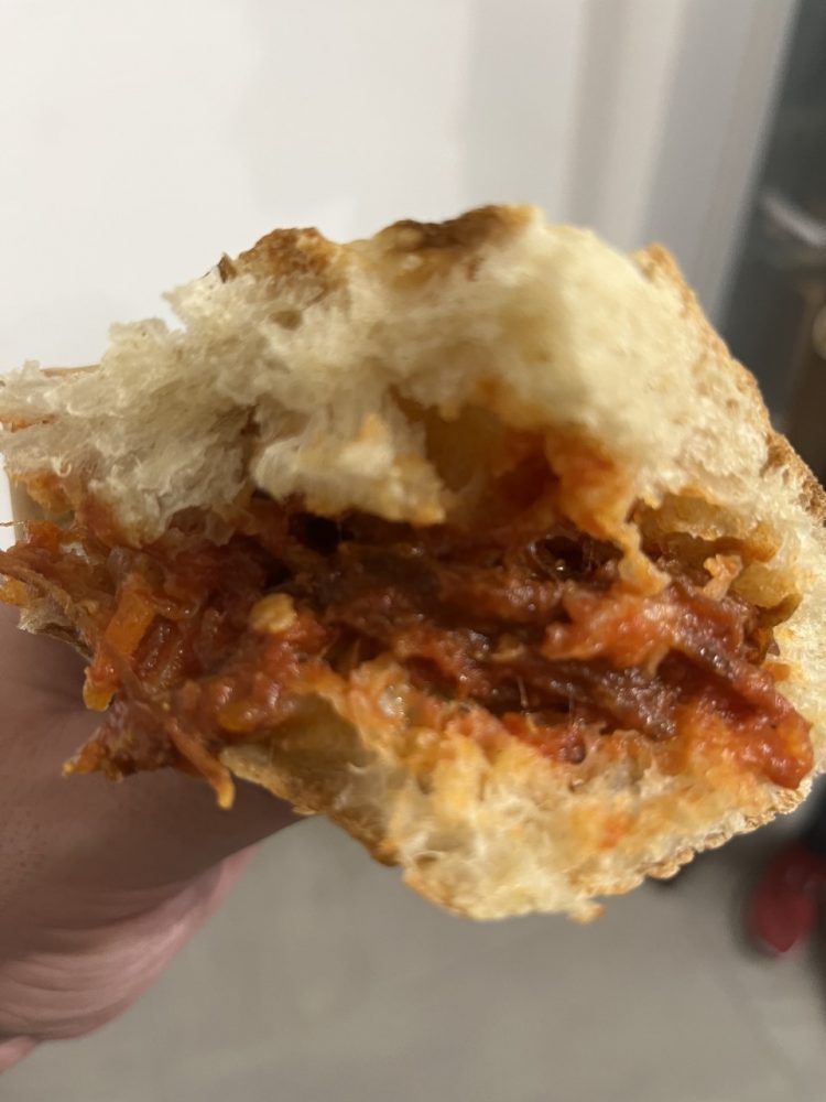 Sauzi' - schiacciata con sugo di costata