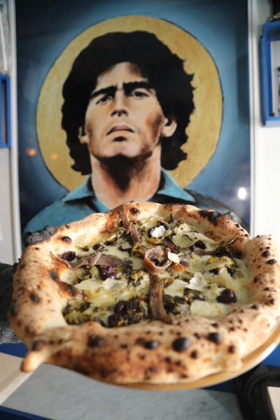 Scarola, alici di Cetara, tarallo sbriciolato, colatura di alici e provola Latteria Sorrentina - Ciro Iovine