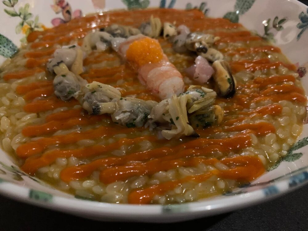 Suscettibile a Pioppi, pasta di semolino risottata al pomodoro con vongole e cozze