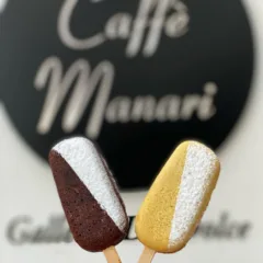 Gli stecchi di torta caprese Manari