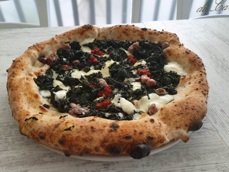 L'Oro di Napoli, L'Oro di Montecorvino