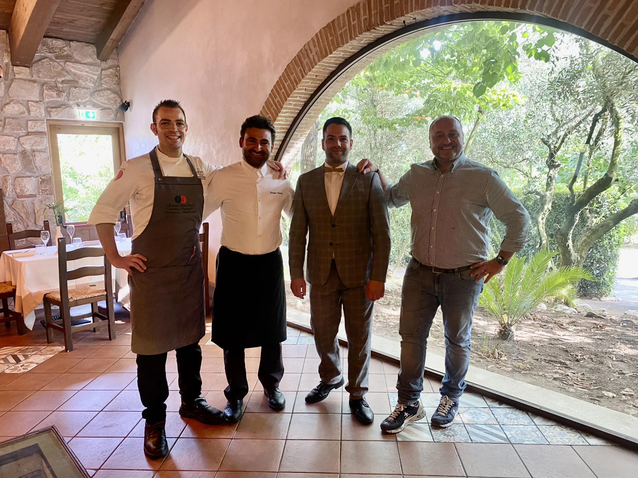 Pasquale Rinaldo, chef executive e Giuseppe Auricchio, direttore di produzione, Giuseppe Ventriglia e Salvio Passatiello