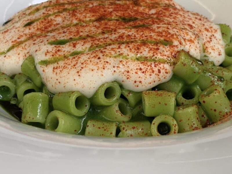 Suscettibile Salerno, tubetti con fasolari, prezzemolo, fagioli cannellini