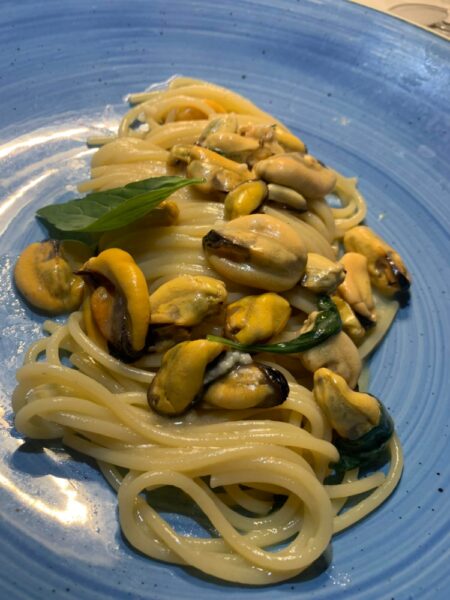 Il Veliero ad Acciaroli, spaghetti cacio e cozze