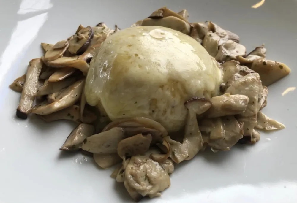 Trattoria Visconti, formaggio, polenta, funghi e…