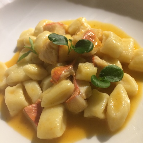 Gnocchi su ristretto di triglia