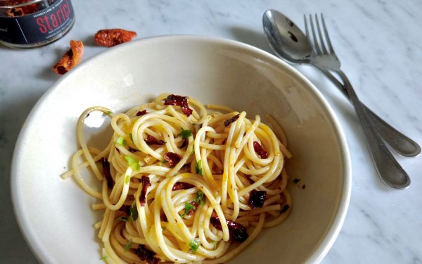 I segreti di Diano- spaghetti aglio, olio e sciuscillone