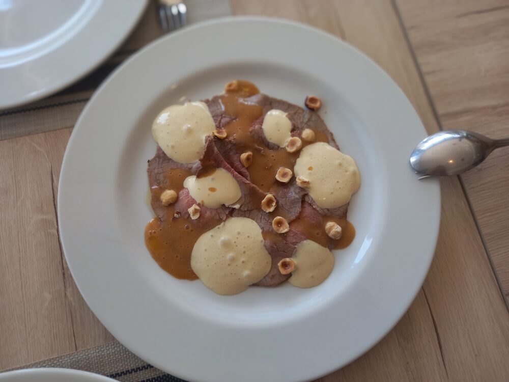 Origini - MANZO FREDDO IN SALSA DI FUNGHI PORCINI