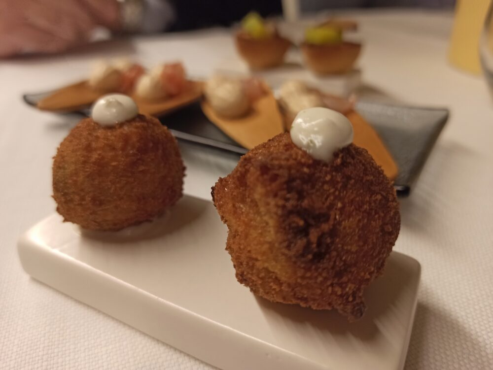 Don Raffae' - Amuse bouche - Polpette di Mare