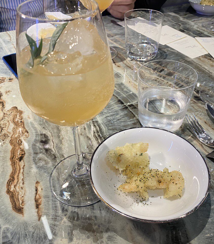 Frittella di gamberi rosa locali abbinata allo Spritz Iodato