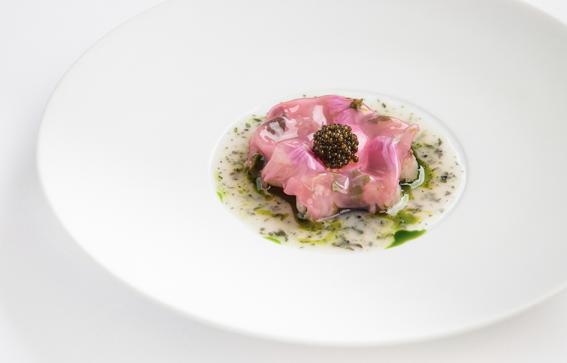 Cevice-di-ricciola-acetosella-e-caviale