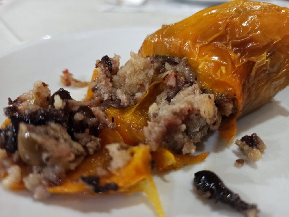 Pizzeria La Lampara -Il Peperone 'mbuttunato alla Beneventana