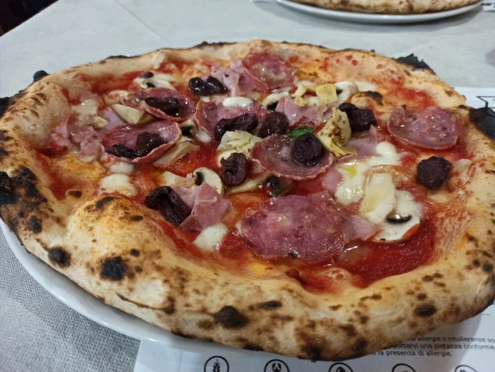 Pizzeria La Lampara -La Capricciosa