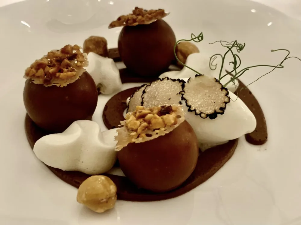 Don Alfonso, nocciola, carrube e tartufo