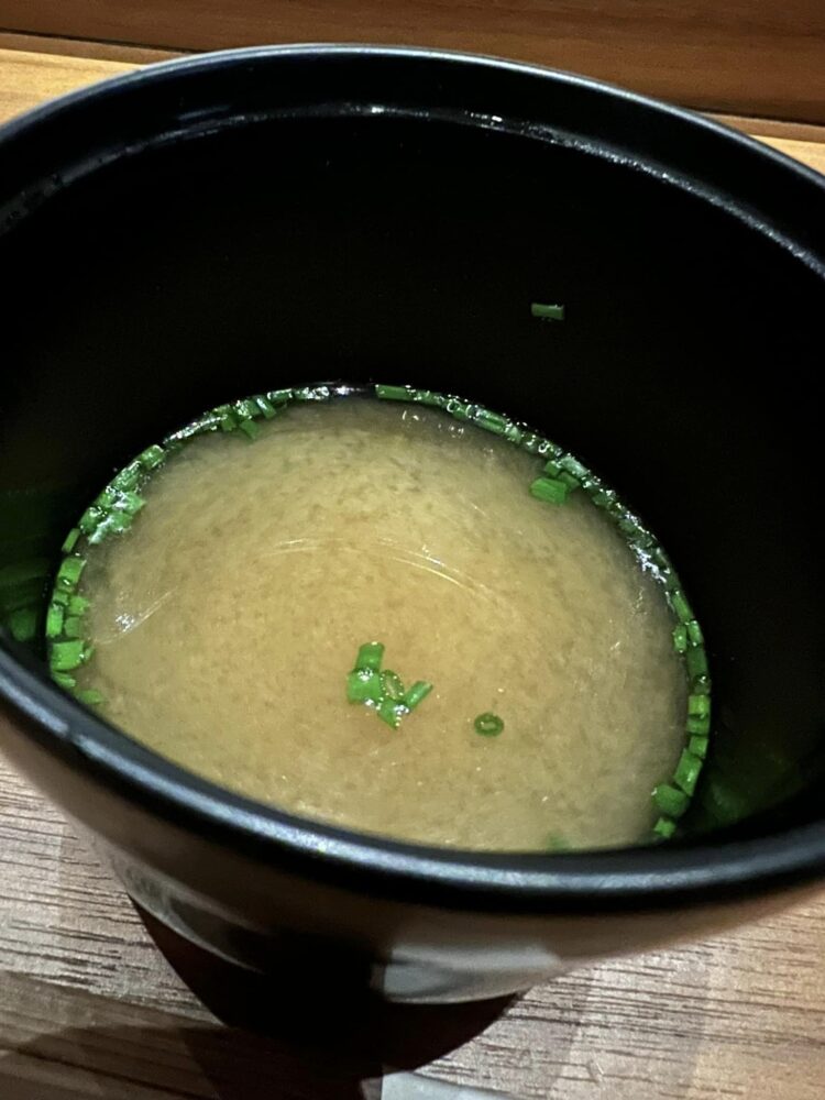 IYO Omakase - SAKIZUKE. Zuppa di Miso con gamberi