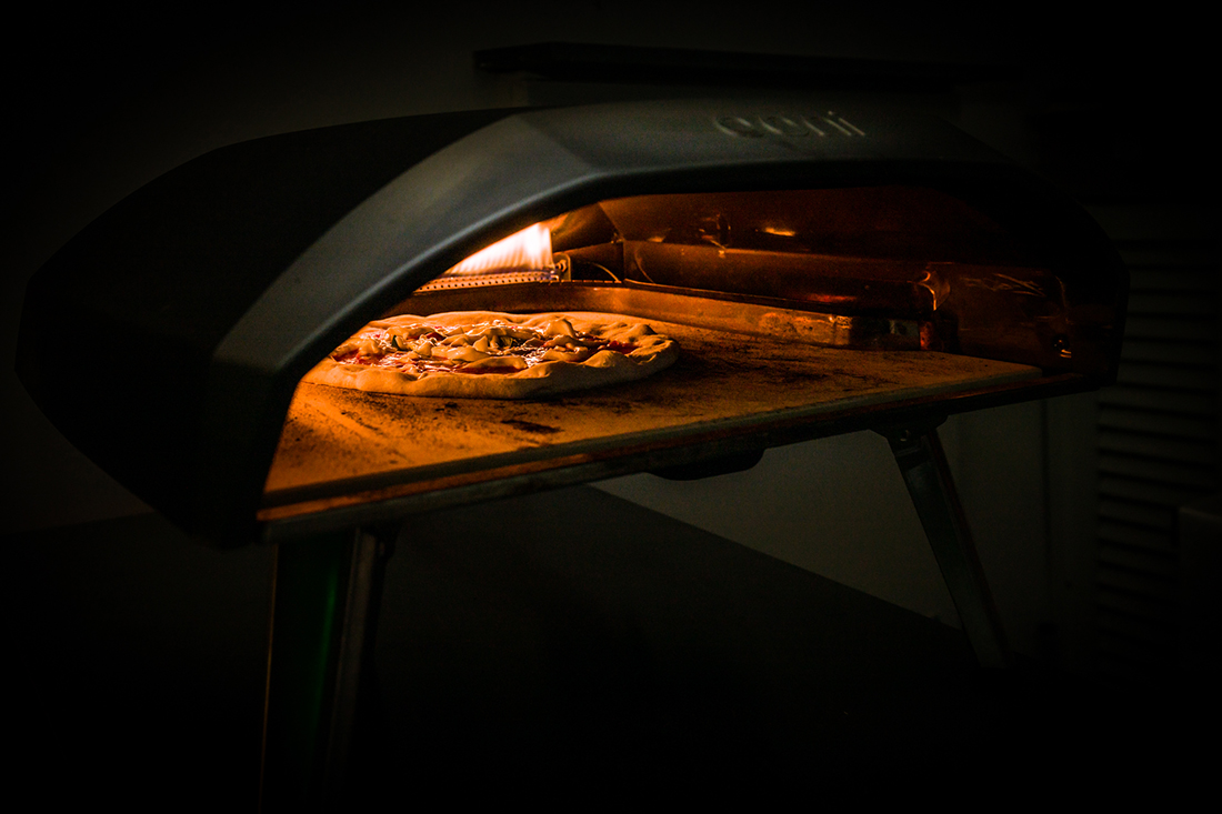La pizza di Davide Ruotolo nel forno Ooni