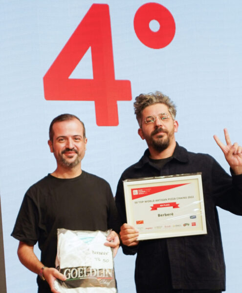 Matteo e Salvatore Aloe alla cerimonia di premiazione di 50 Top Pizza