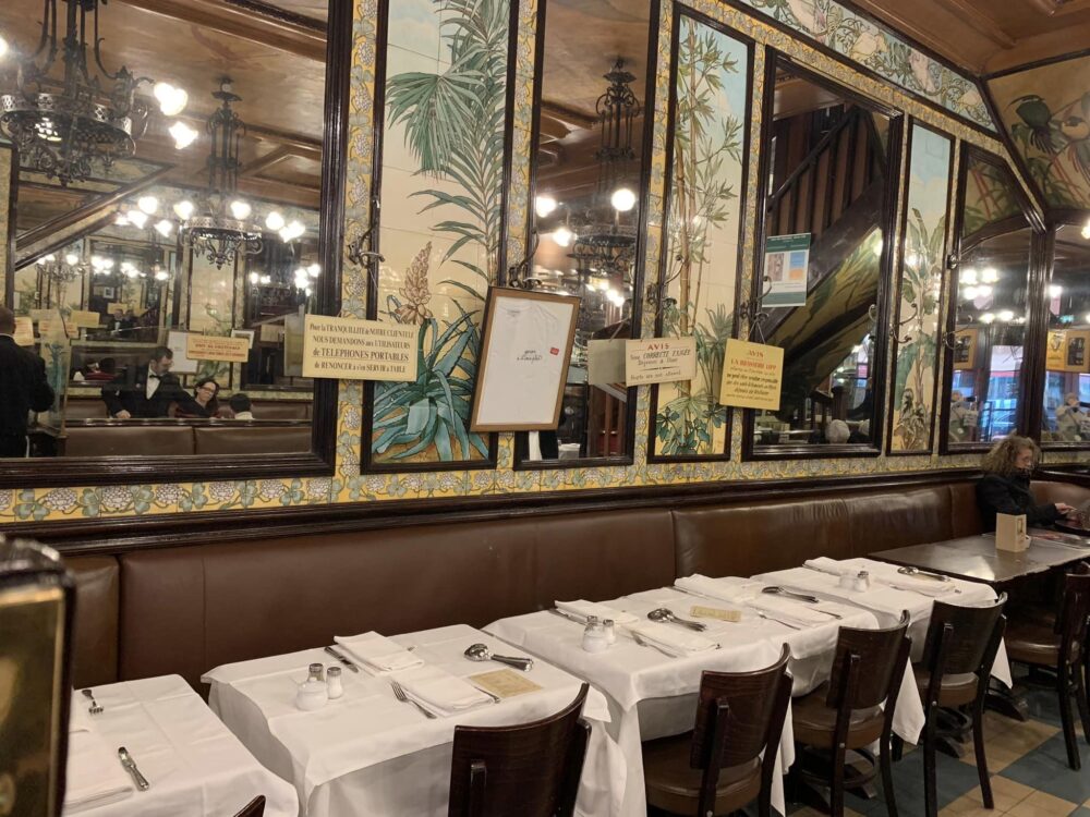 Brasserie LIPP, una delle sale