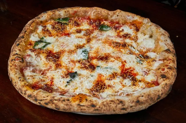 Pizza-Gino-Sorbillo-Antica-Piz-zeria-NDuja-di-Spilinga